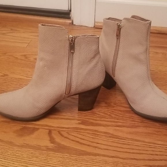 Tan suede Les Tropezeinnes heeled booties 37 (6.5) - Picture 4 of 7